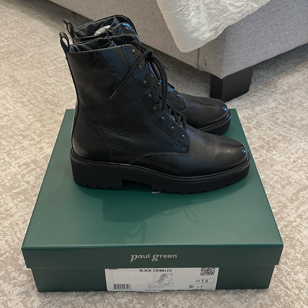 New women’s Paul Green Joan Lug black combat boot